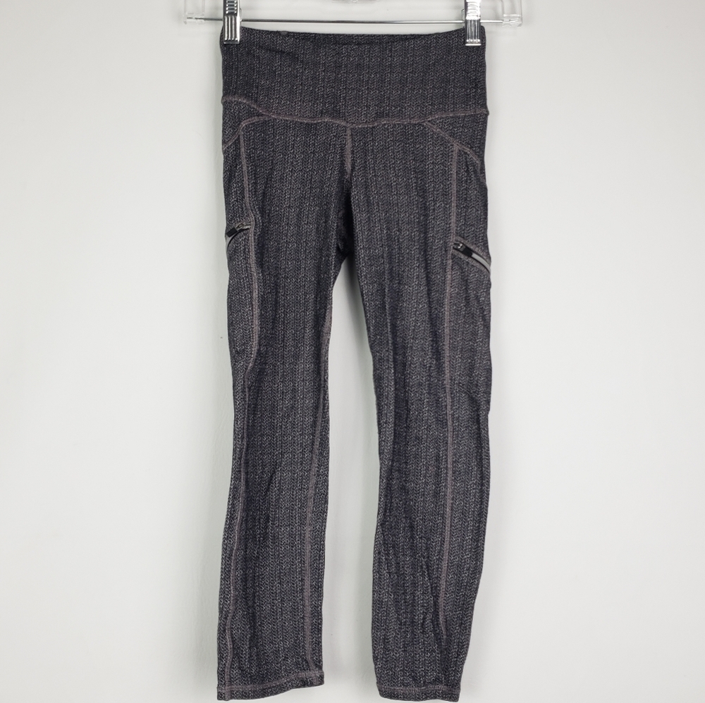 Athleta Gray capri legging XXS